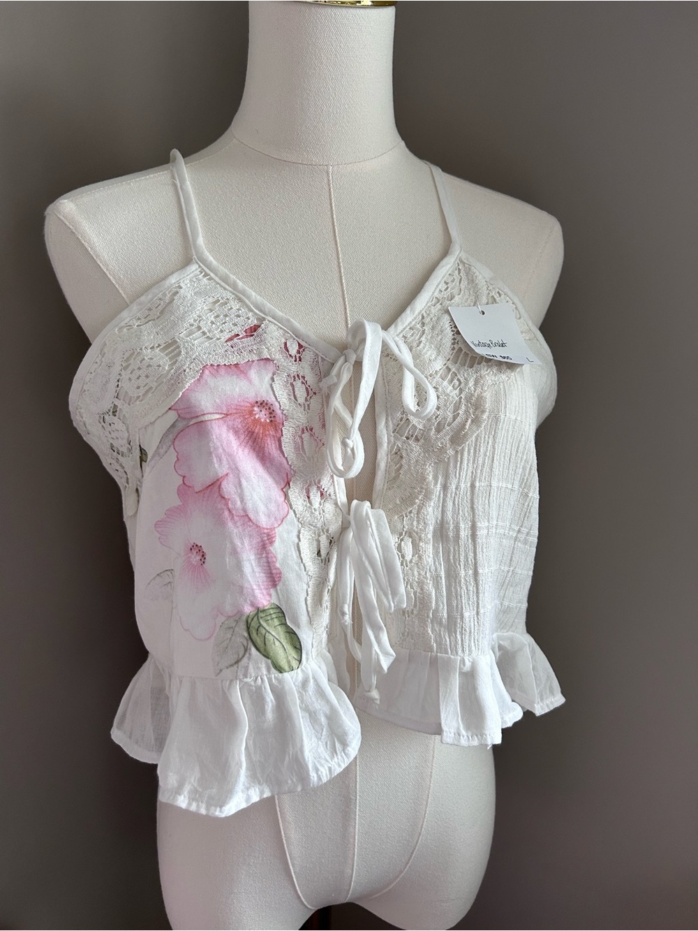 Romantic feminine 100% cotton Cream Floral Lace Tie Front Camisole pretty